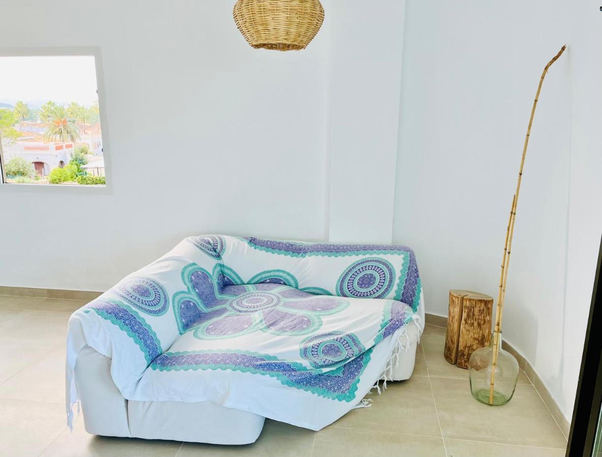 Mimar Javea Luaran gambar